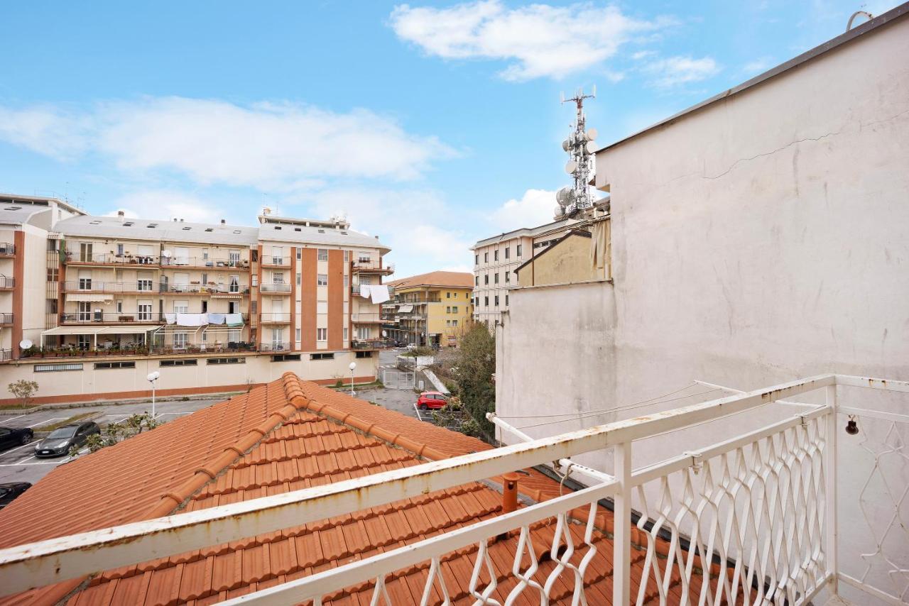 Ama Apartment Albenga Luaran gambar